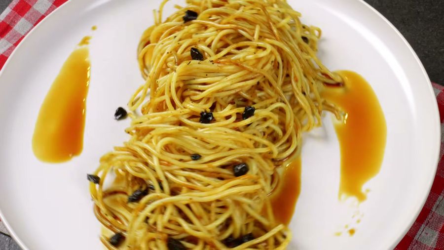 Black Garlic Pasta