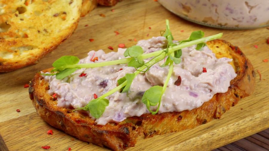 Play: Cream Cheese Caramelized Onion Dip