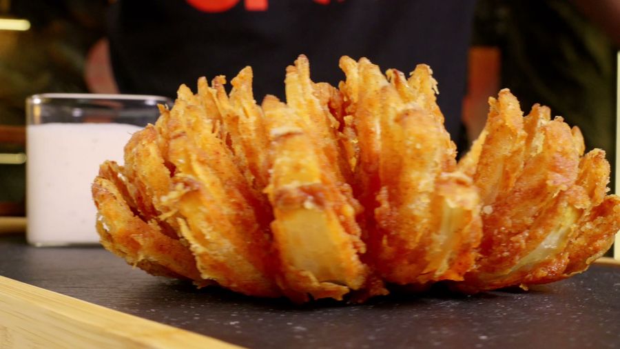 Restaurant-Style Blooming Onion